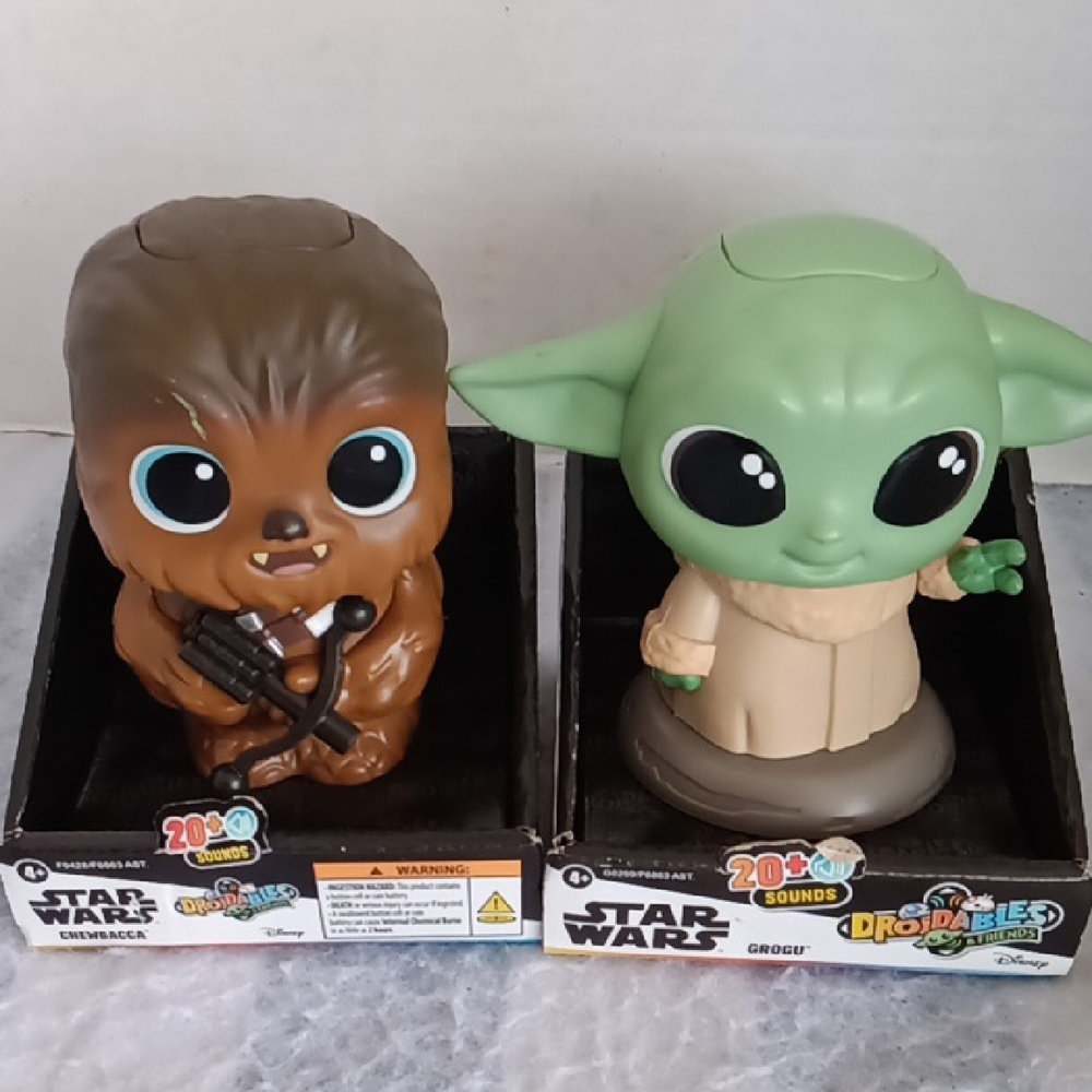 Star Wars Grogu and Chewbacca Kids Toy Figures - Green & Brown